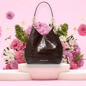 Michael Kors Brown Lillie Large Crocodile Embossed
Leather Shoulder Bag
